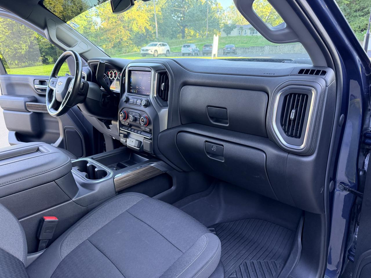 Chevrolet Silverado HD photo 16
