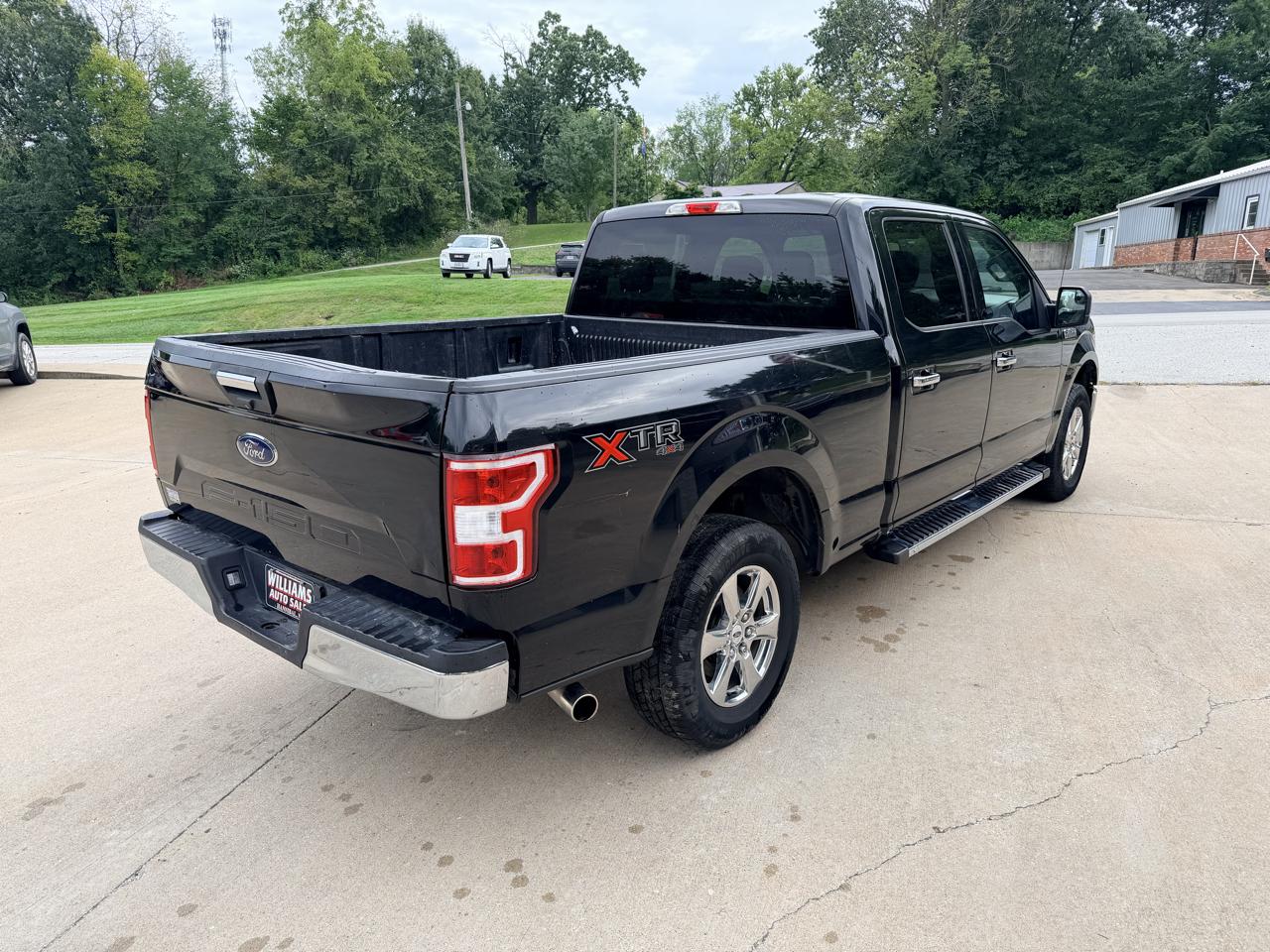 Ford F-150 4WD SuperCrew 139" XLT 2018