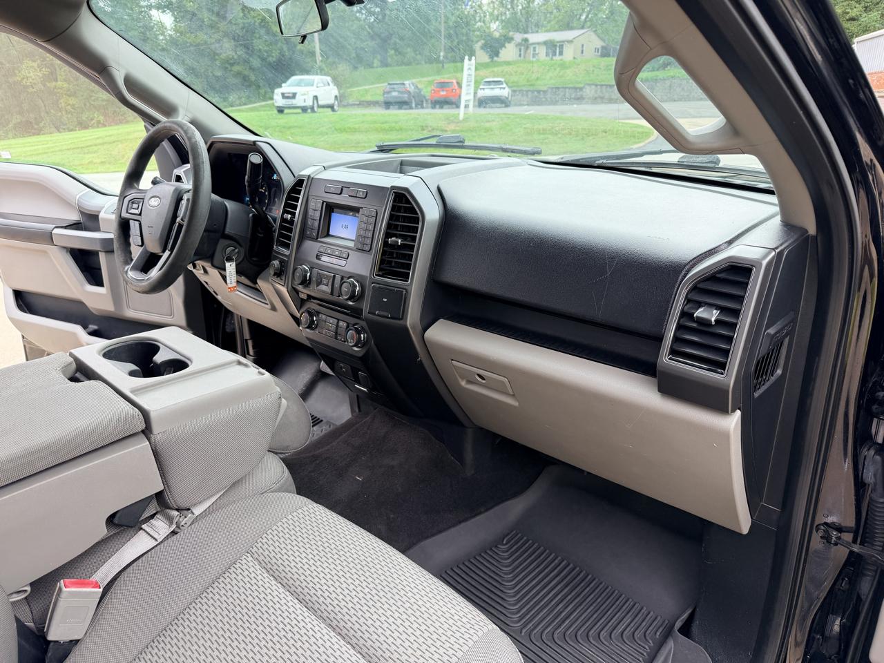 Ford F-150 4WD SuperCrew 139" XLT 2018