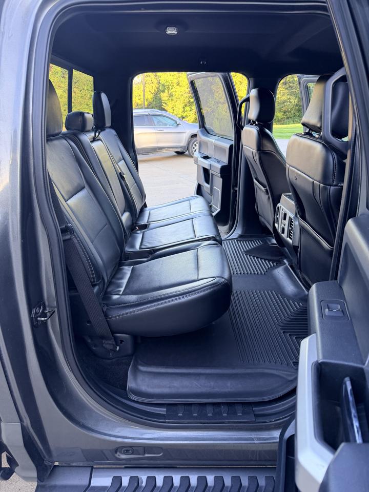Ford F-150 photo 14