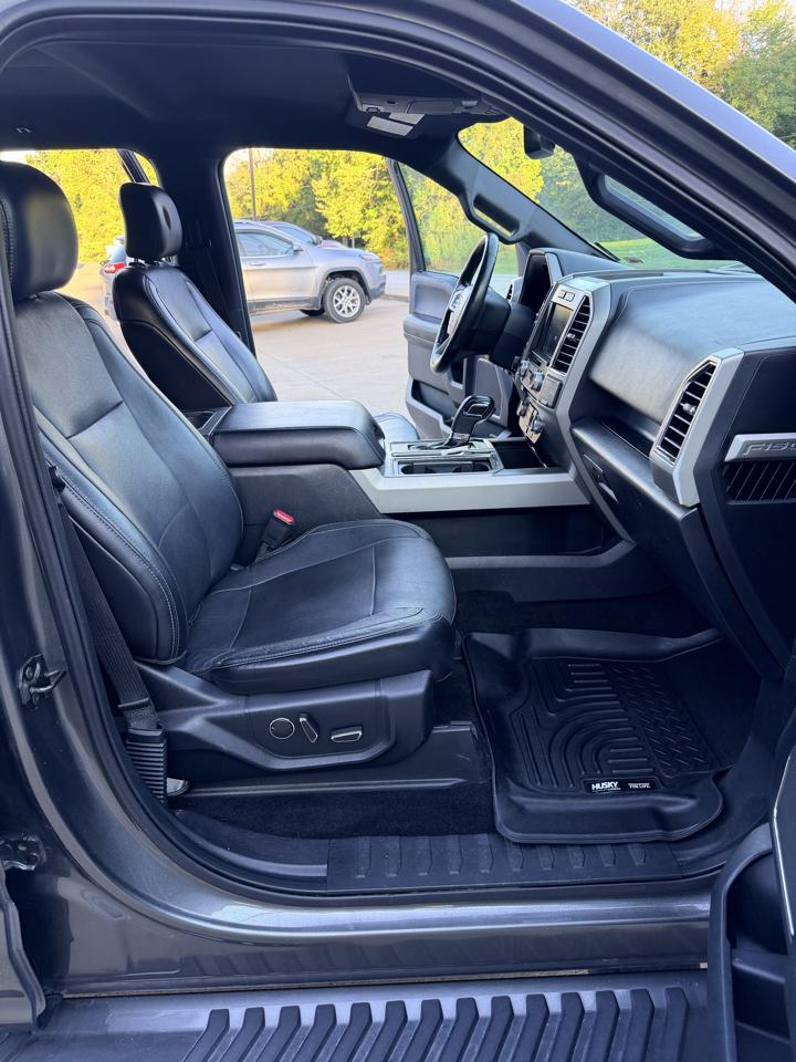 Ford F-150 photo 15