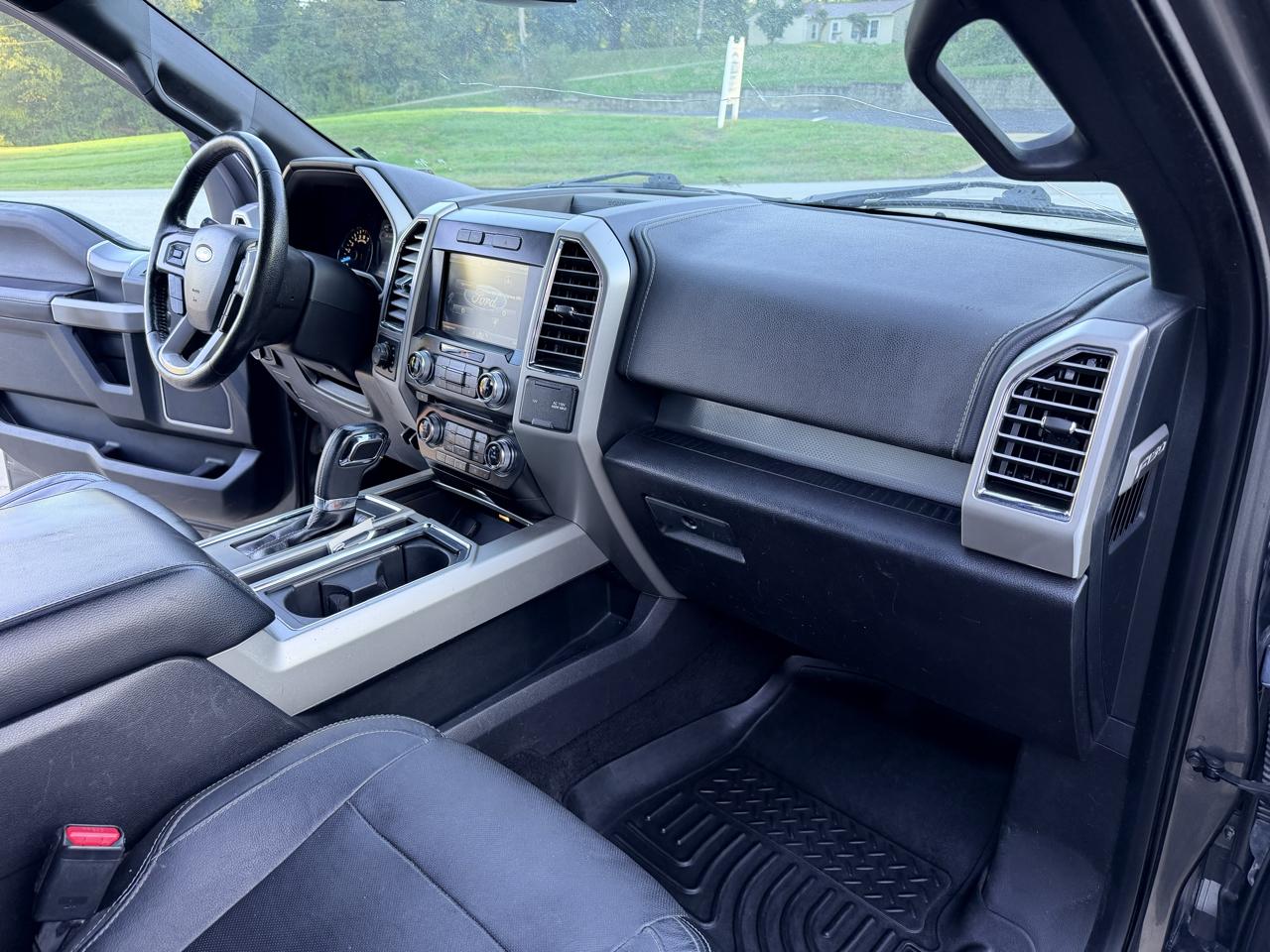 Ford F-150 photo 16