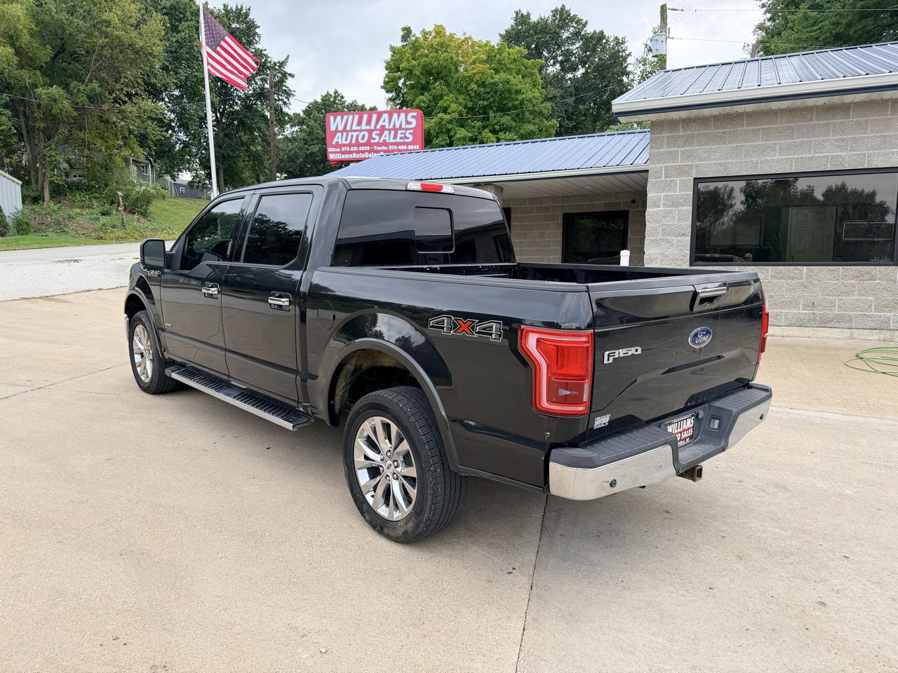 Ford F-150 Lariat SuperCrew Short Bed 4WD 2015