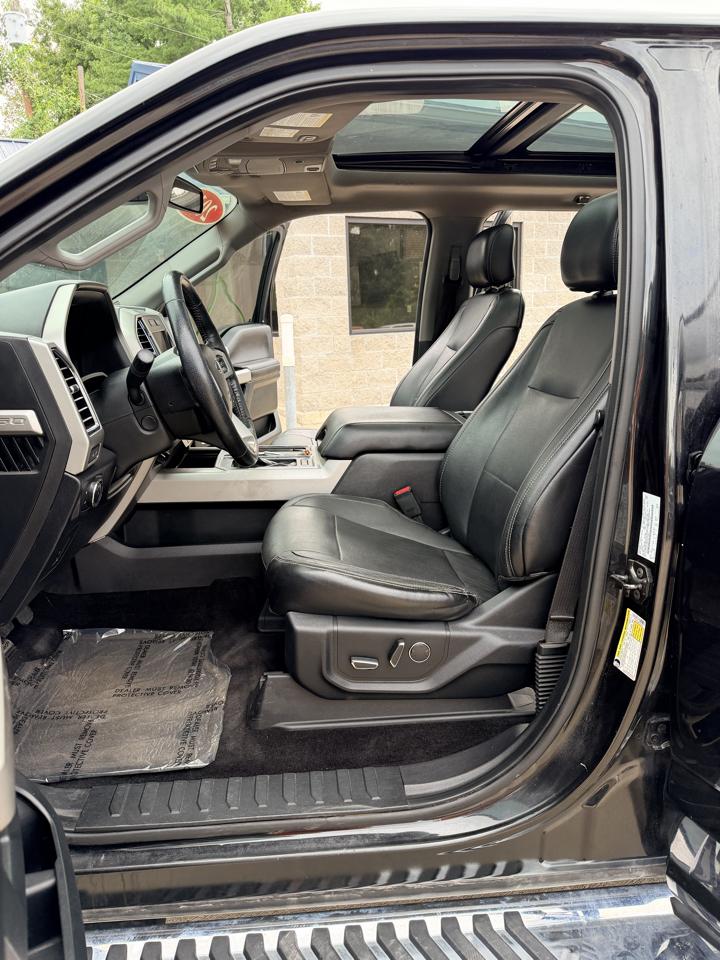 Ford F-150 Lariat SuperCrew Short Bed 4WD 2015
