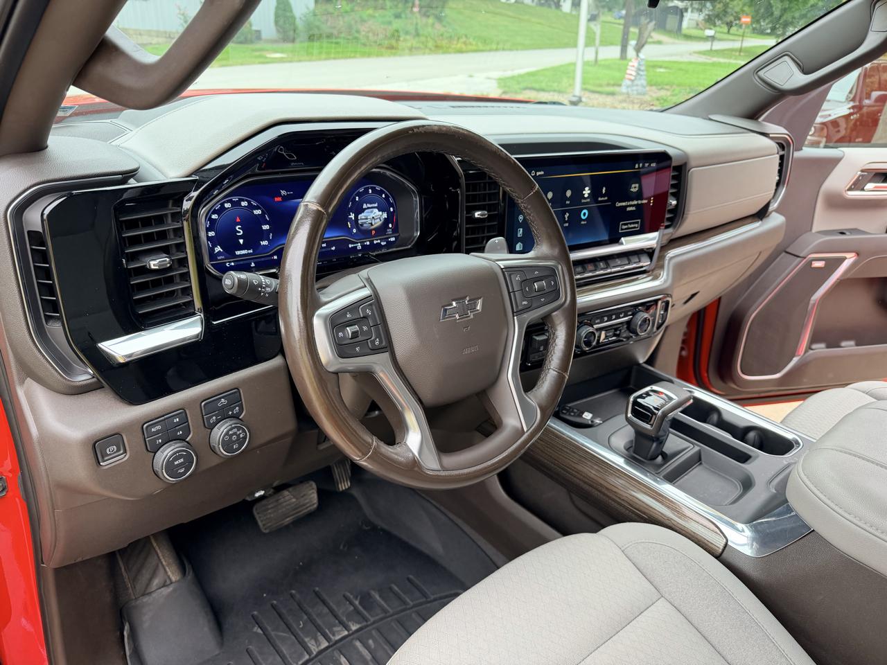 Chevrolet Silverado 1500 RST Crew Cab 4WD 2023
