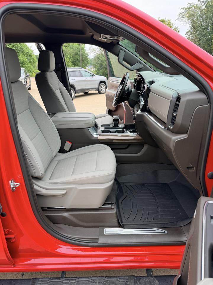 Chevrolet Silverado 1500 RST Crew Cab 4WD 2023
