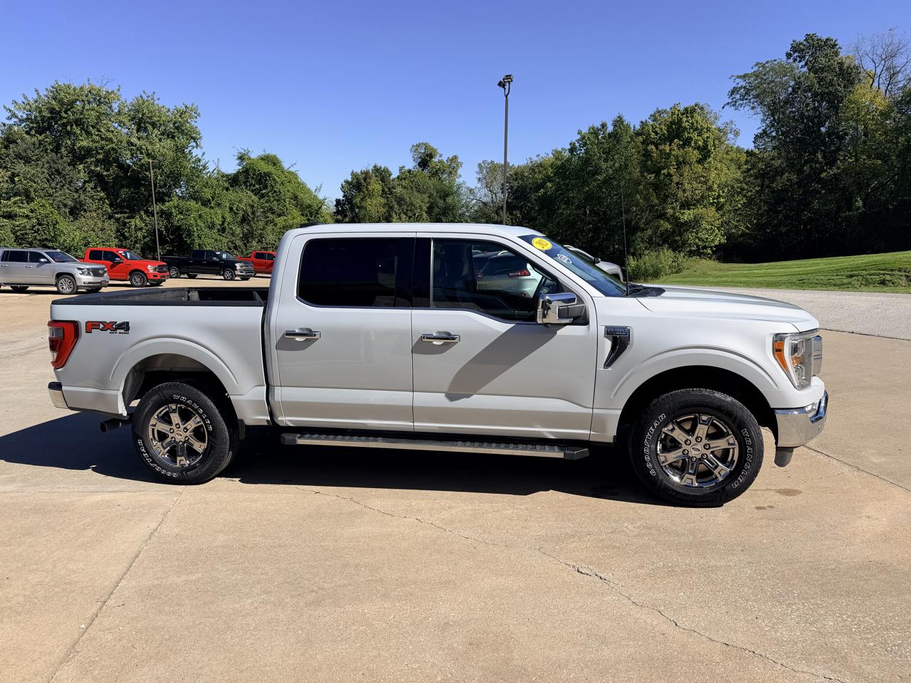 Ford F-150 photo 2