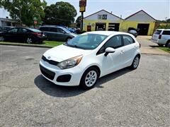 2013 Kia Rio  2013 Kia Rio