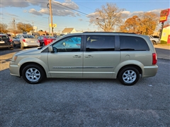 2011 Chrysler Town & Country 