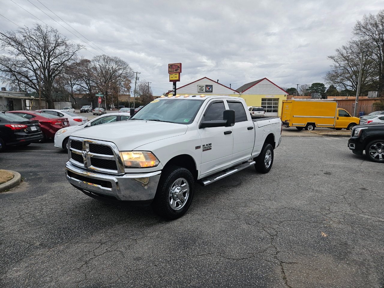 RAM 2500 4WD Crew Cab 149" Tradesman 2015