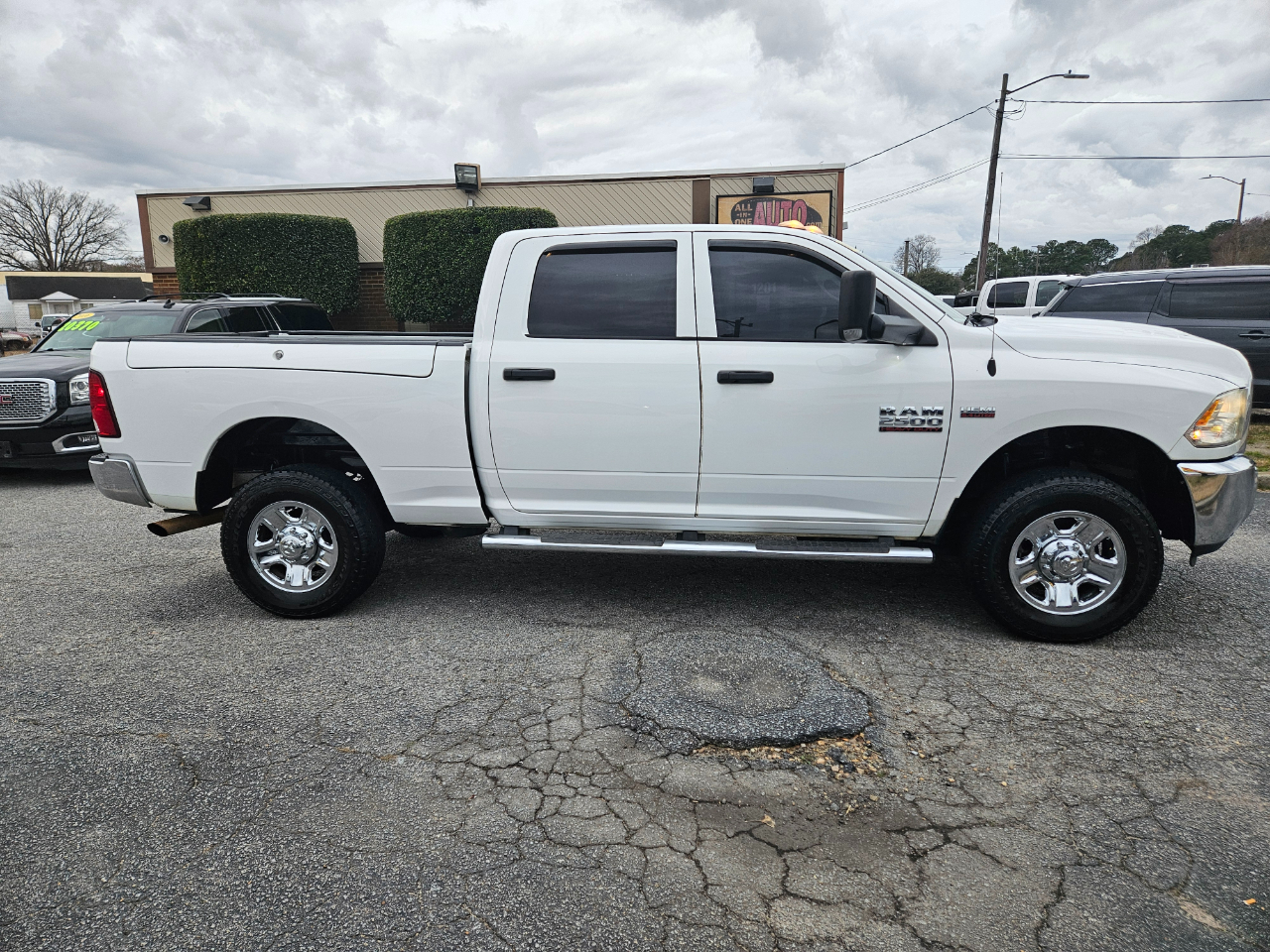 RAM 2500 4WD Crew Cab 149" Tradesman 2015