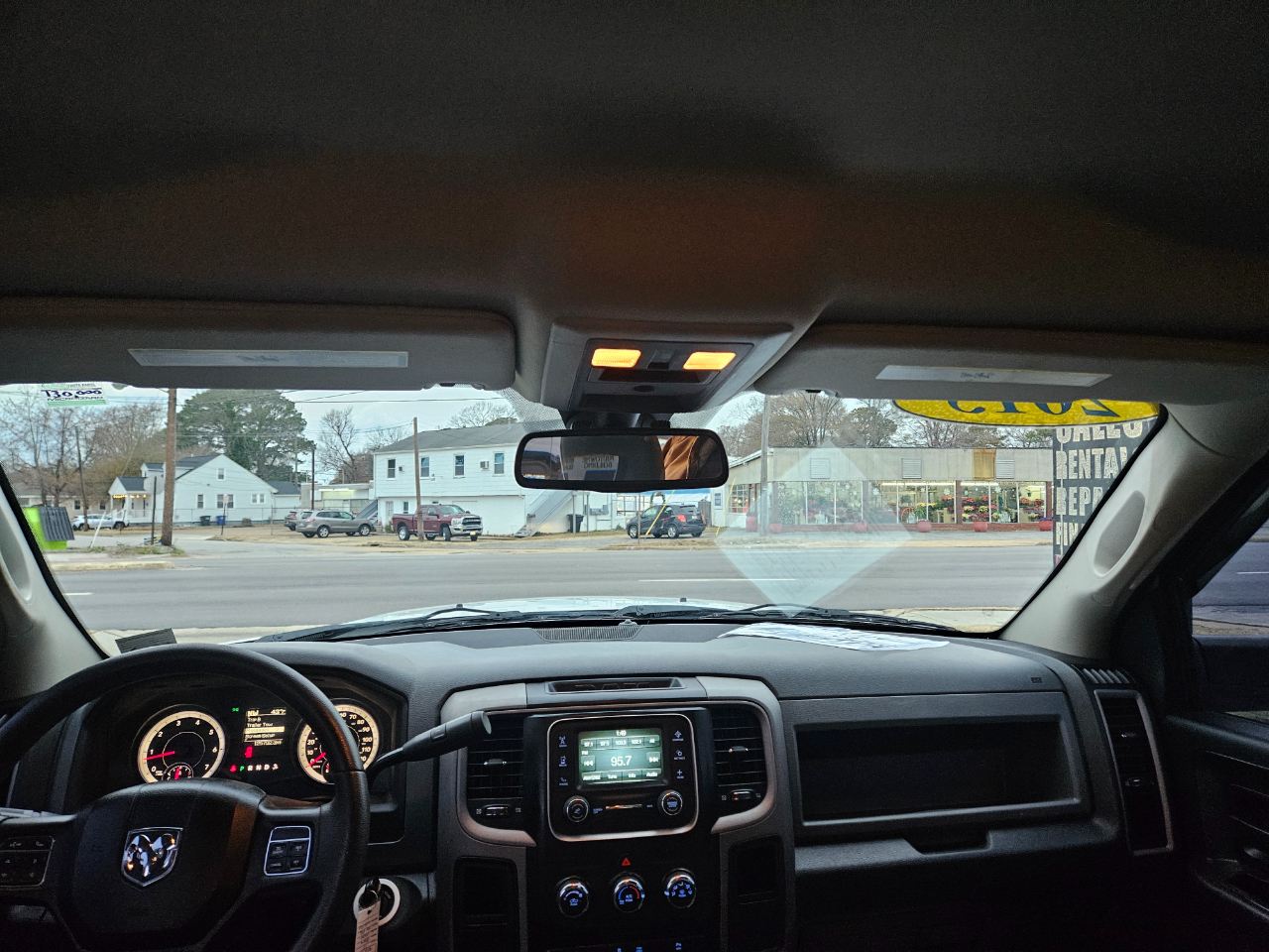 RAM 2500 4WD Crew Cab 149" Tradesman 2015