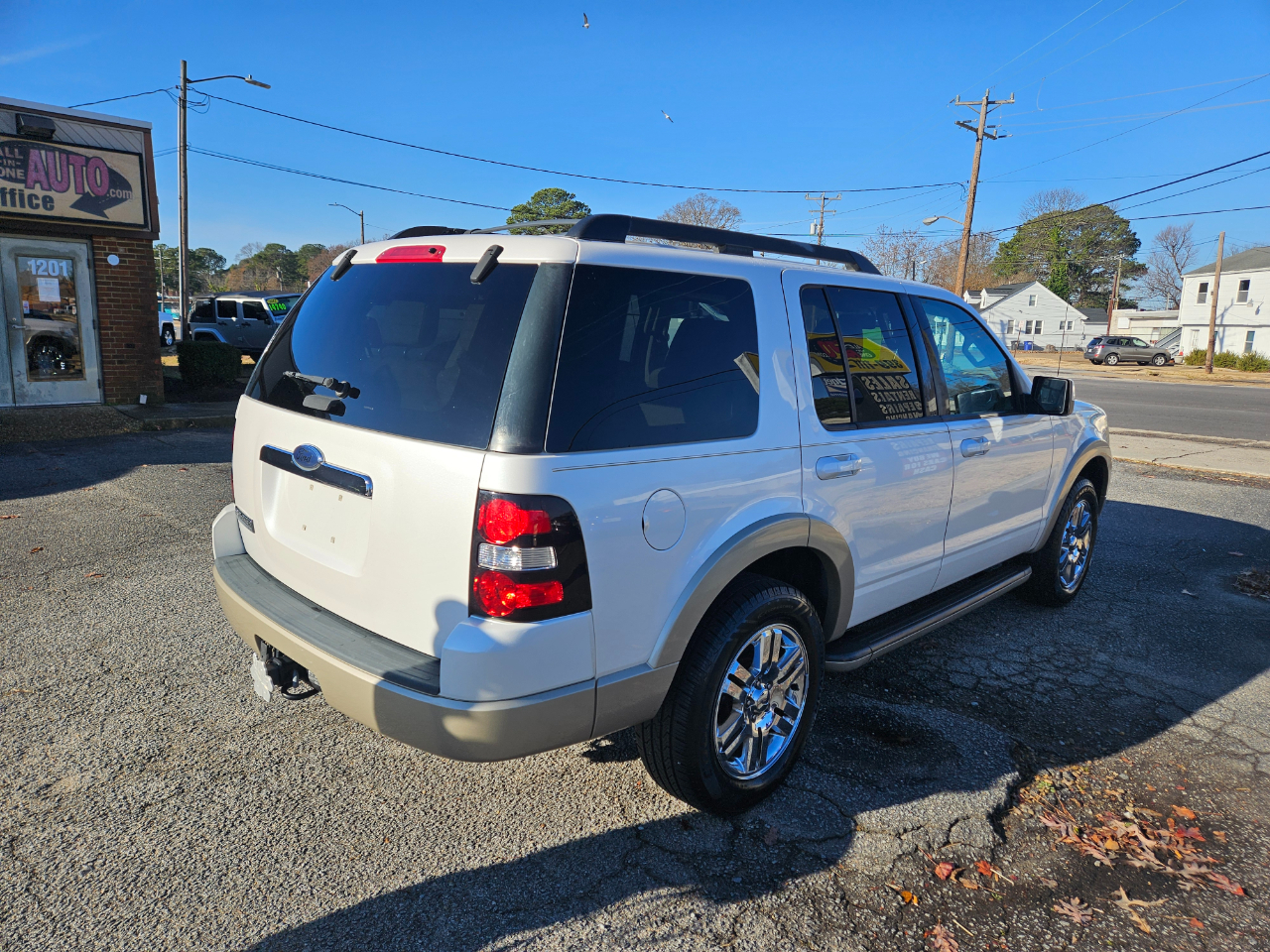 Ford Explorer RWD 4dr Eddie Bauer 2010