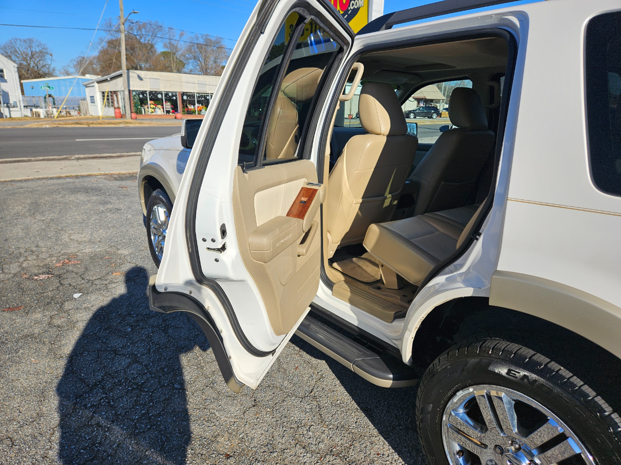 Ford Explorer RWD 4dr Eddie Bauer 2010