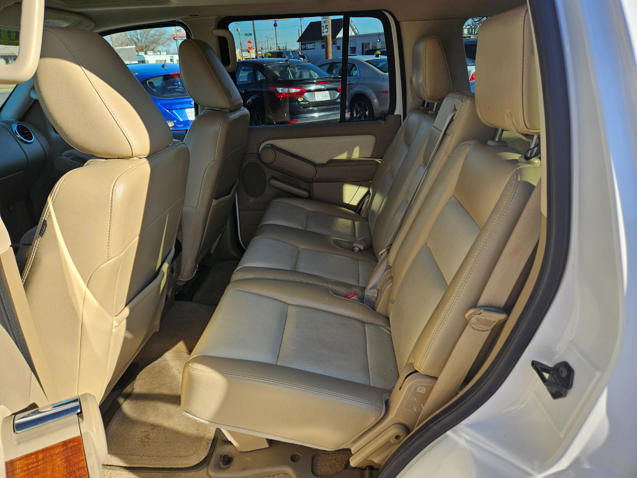 Ford Explorer RWD 4dr Eddie Bauer 2010