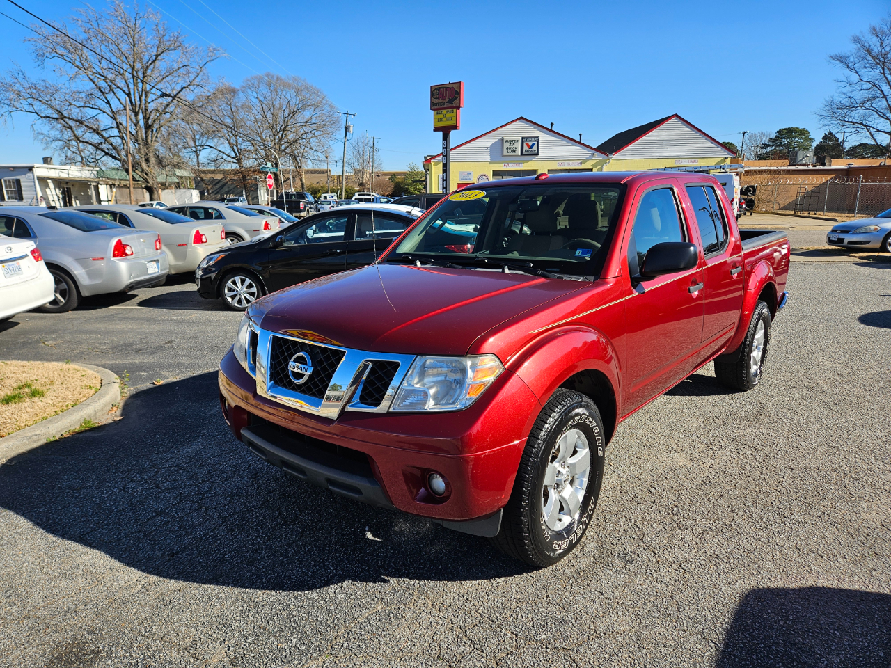 Nissan Frontier 2WD Crew Cab SWB Auto SV 2013
