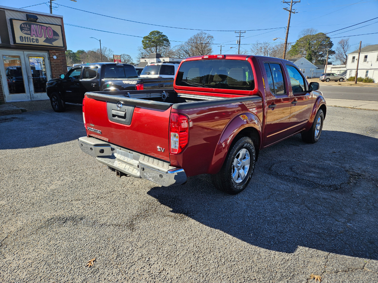 Nissan Frontier 2WD Crew Cab SWB Auto SV 2013