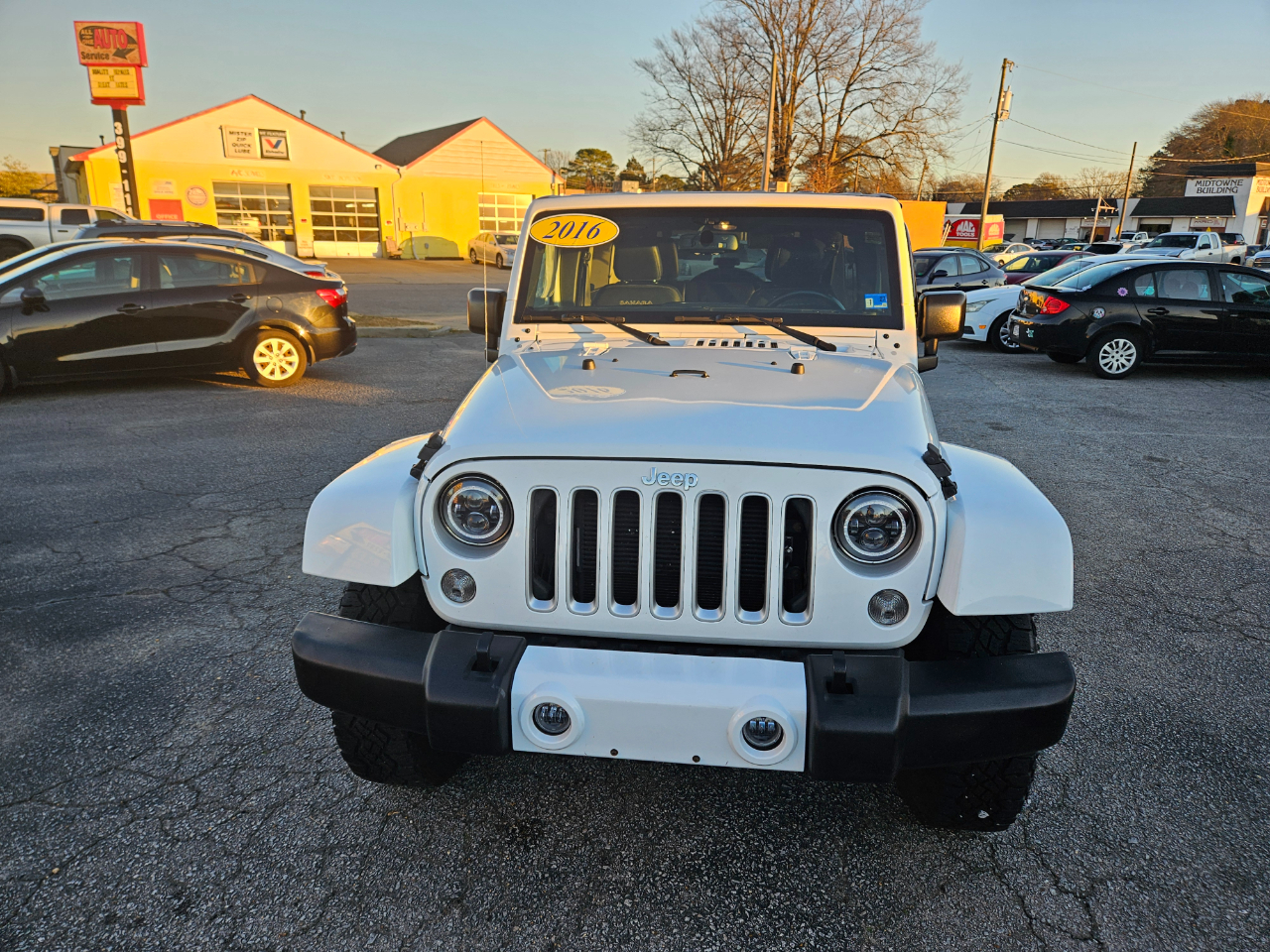 Jeep Wrangler Unlimited 4WD 4dr Sahara 2016