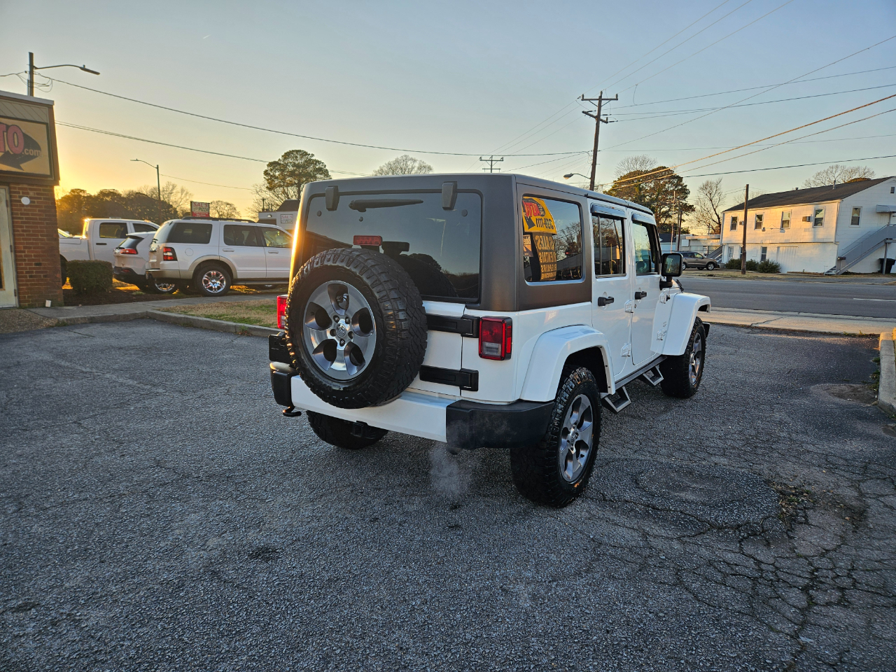 Jeep Wrangler Unlimited 4WD 4dr Sahara 2016