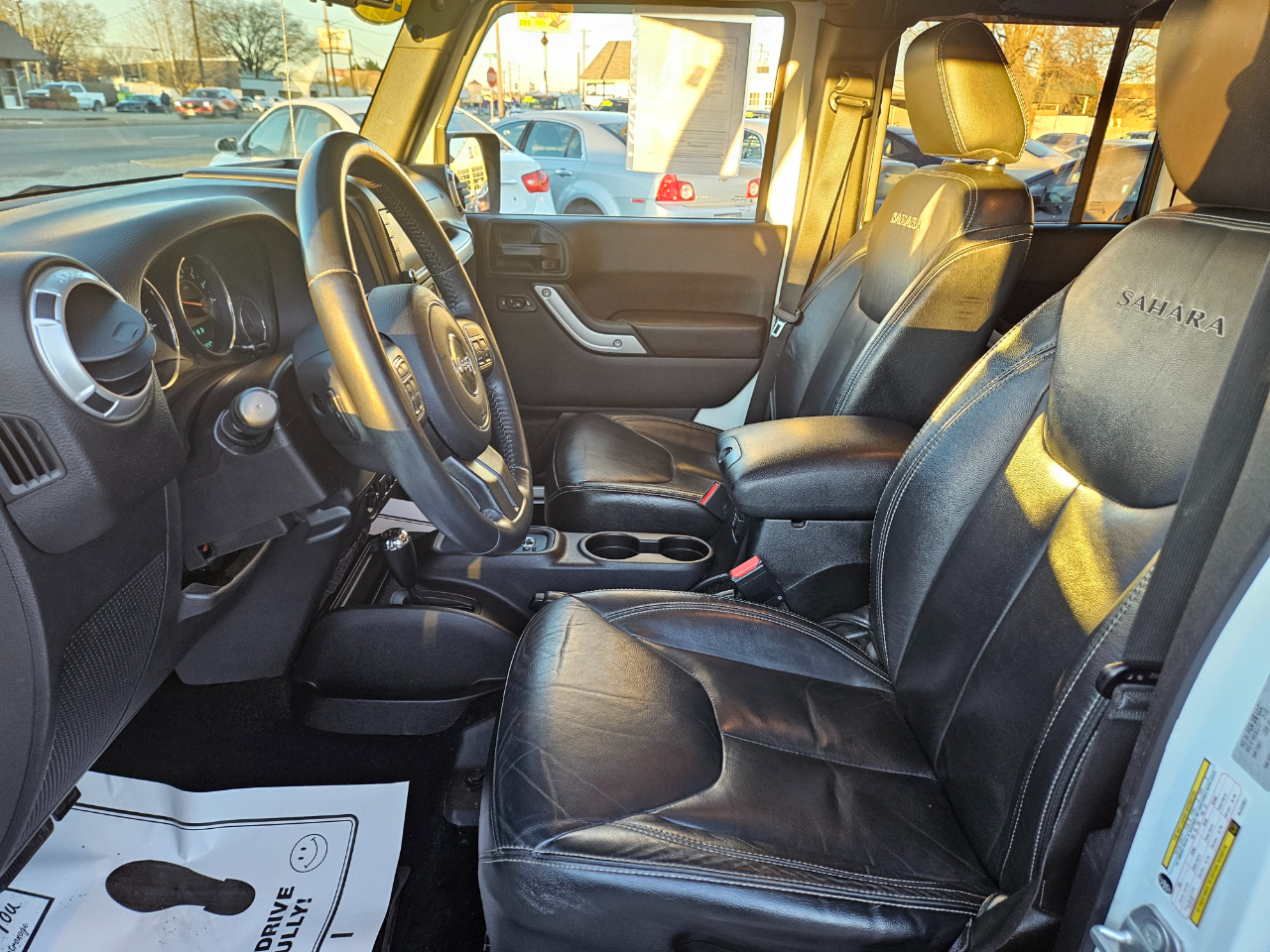 Jeep Wrangler Unlimited 4WD 4dr Sahara 2016