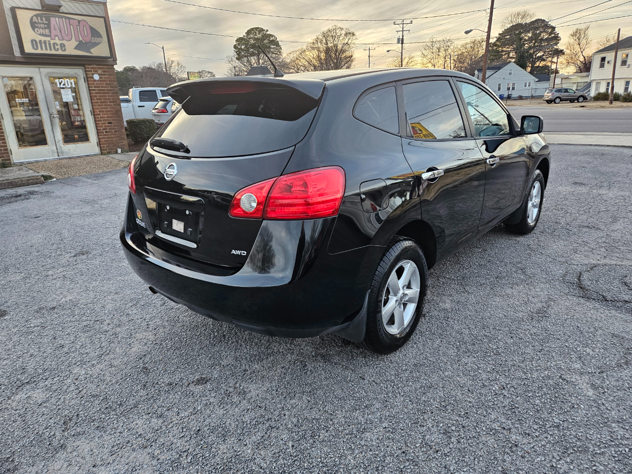 Nissan Rogue AWD 4dr S 2010