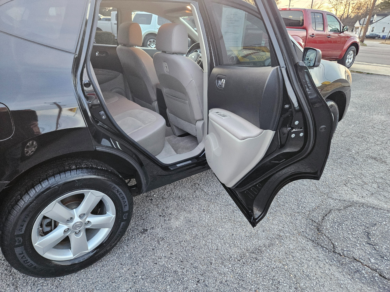 Nissan Rogue AWD 4dr S 2010