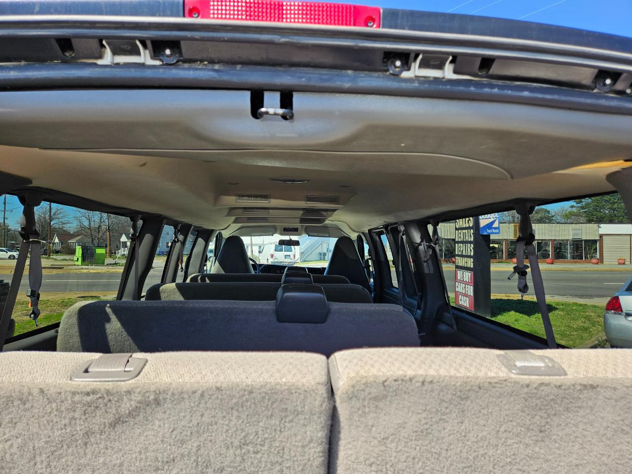 Chevrolet Express Passenger RWD 3500 155" LS 2024