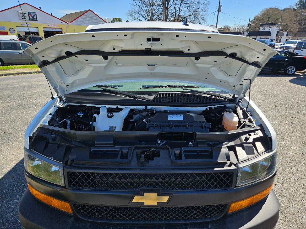 Chevrolet Express Passenger RWD 3500 155" LS 2024