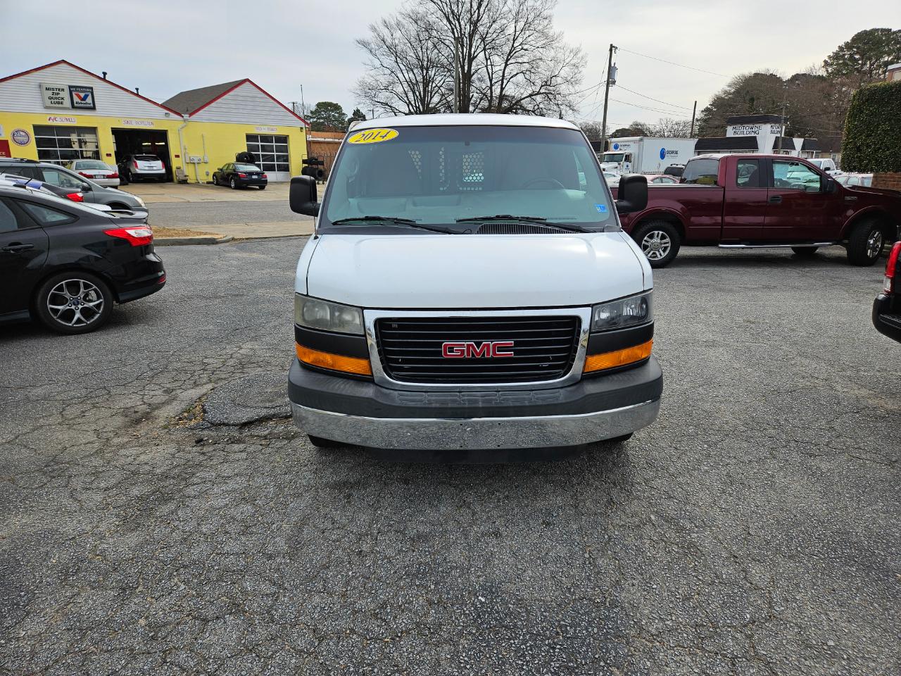 GMC Savana Cargo Van RWD 2500 135" 2014