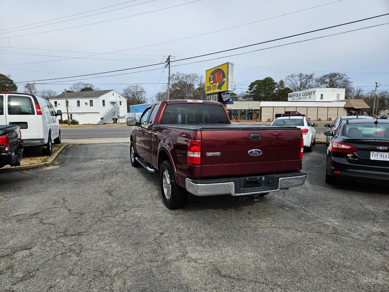 Ford F-150 Supercab 133" Lariat 2005