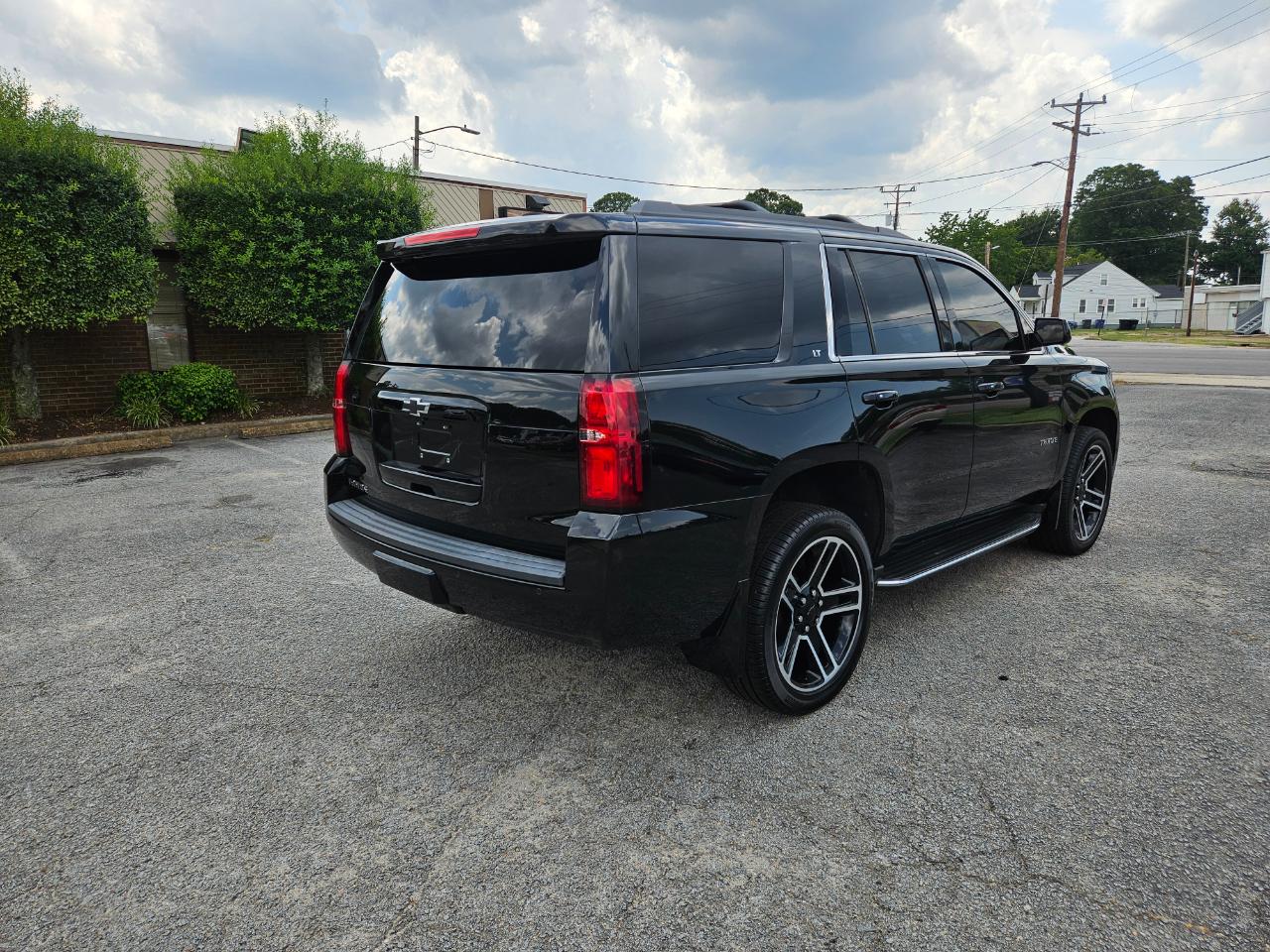 Chevrolet Tahoe 4WD 4dr LT 2017
