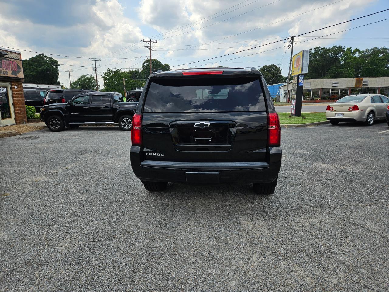Chevrolet Tahoe 4WD 4dr LT 2017