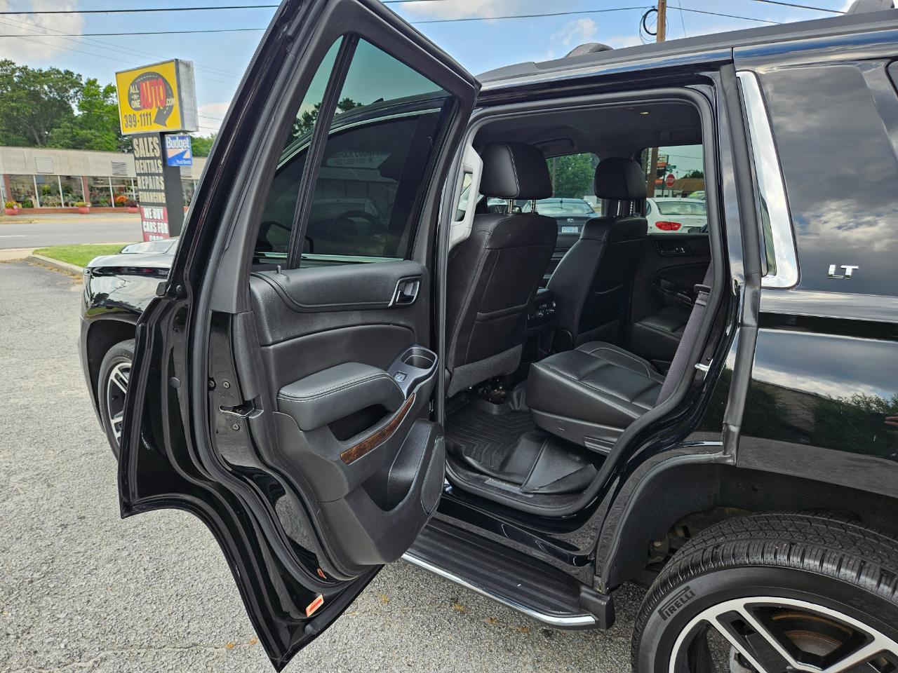Chevrolet Tahoe 4WD 4dr LT 2017