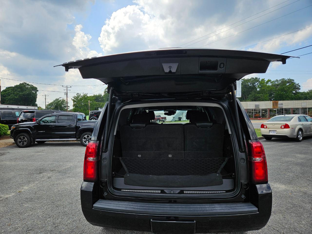 Chevrolet Tahoe 4WD 4dr LT 2017