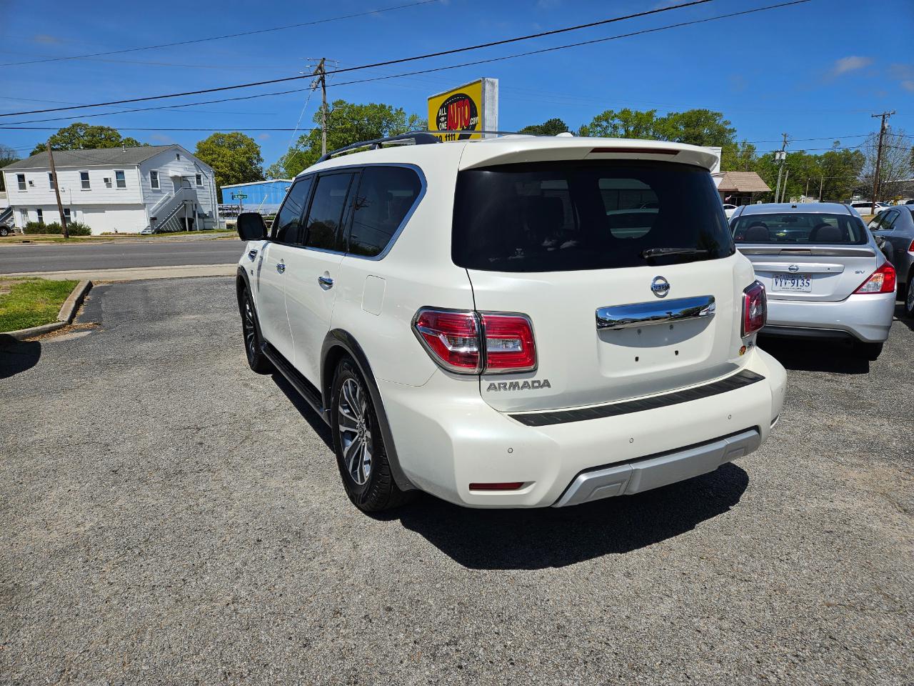 Nissan Armada 4x4 SL 2017