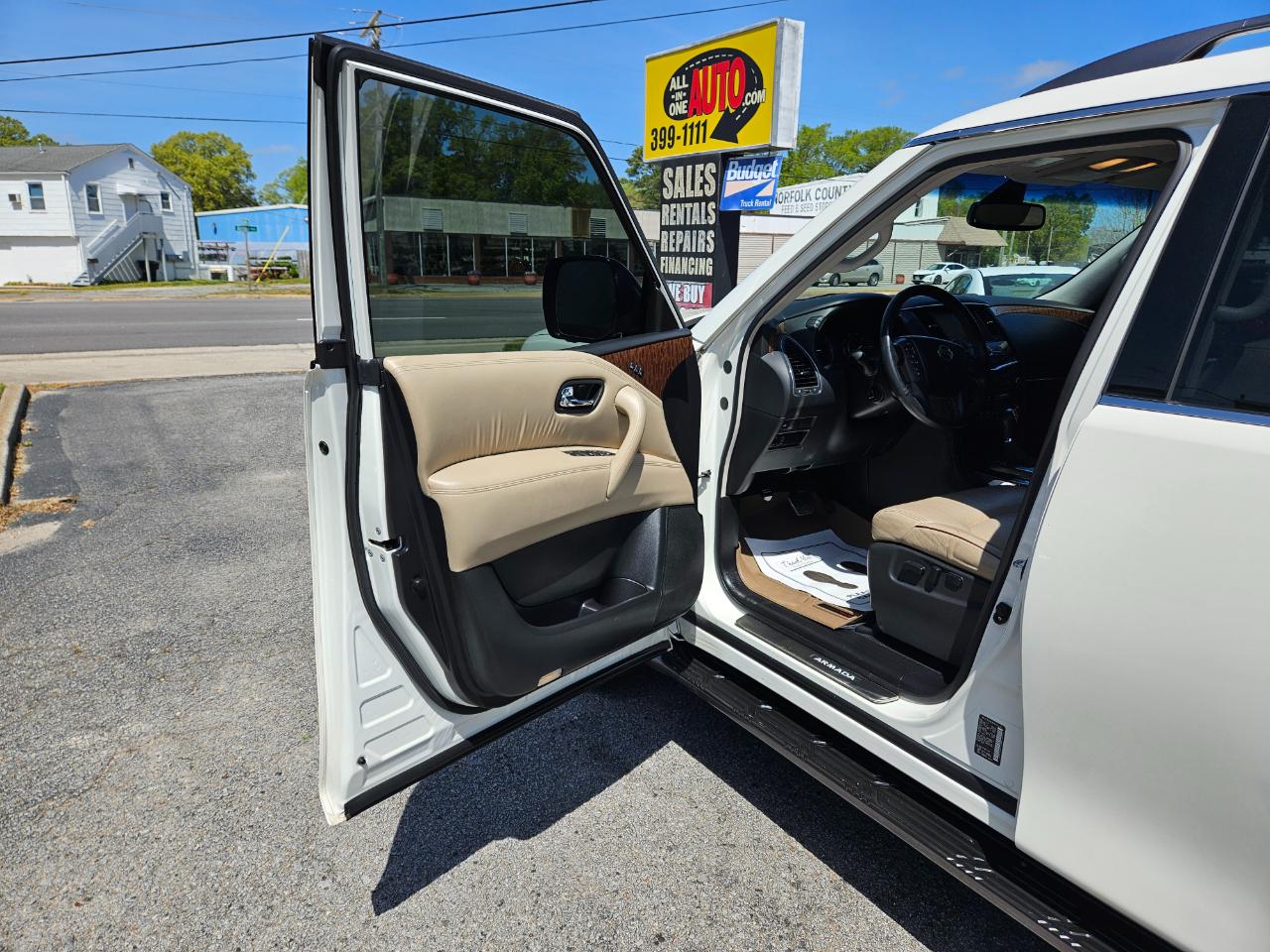 Nissan Armada 4x4 SL 2017