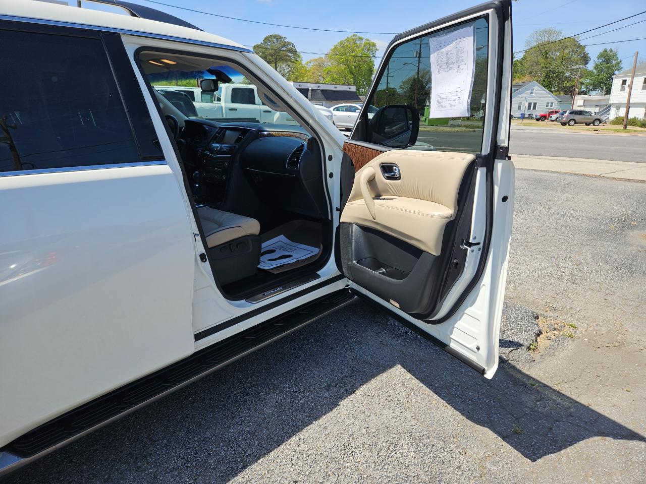 Nissan Armada 4x4 SL 2017