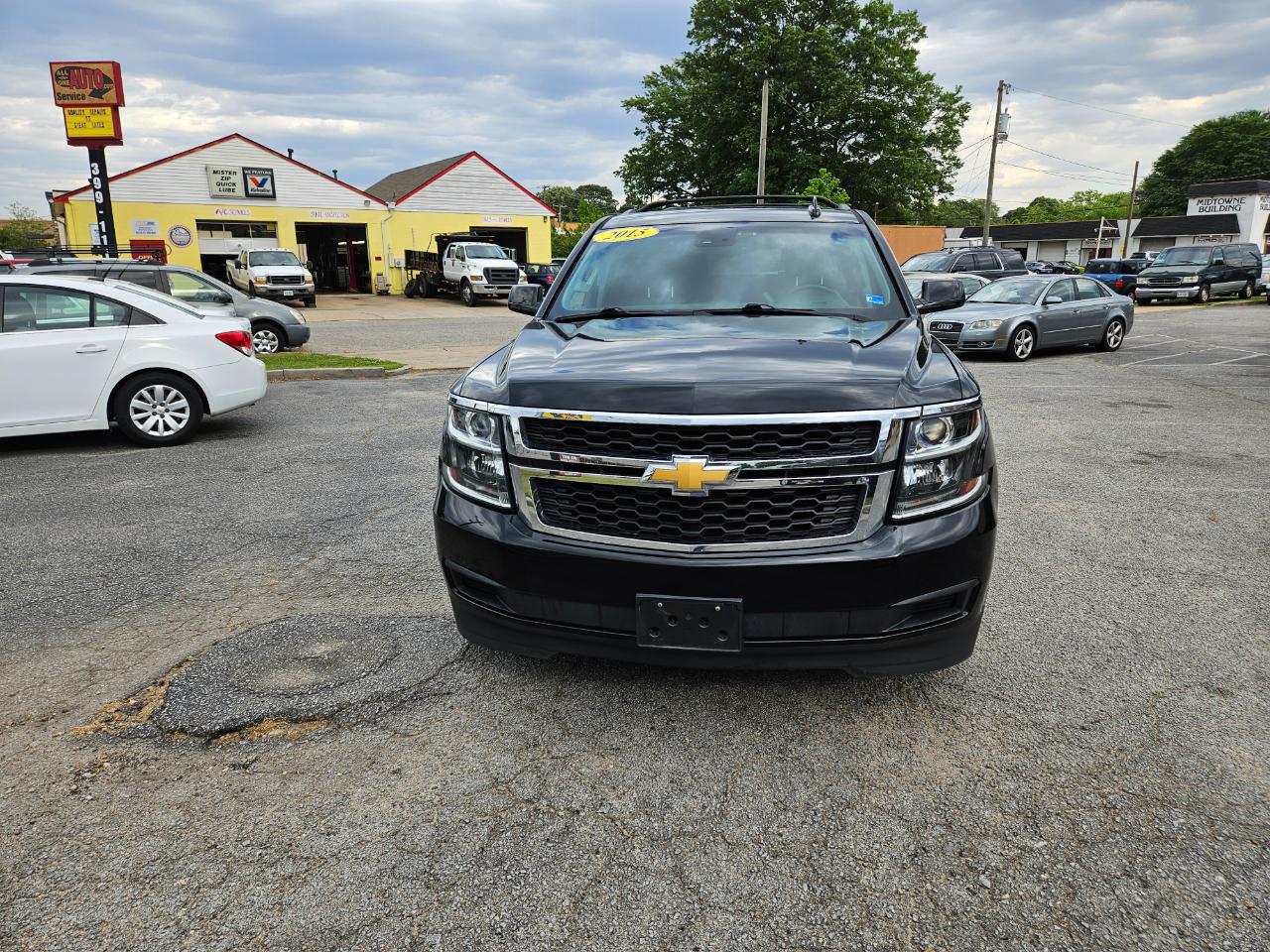 Chevrolet Suburban 4WD 4dr LT 2015