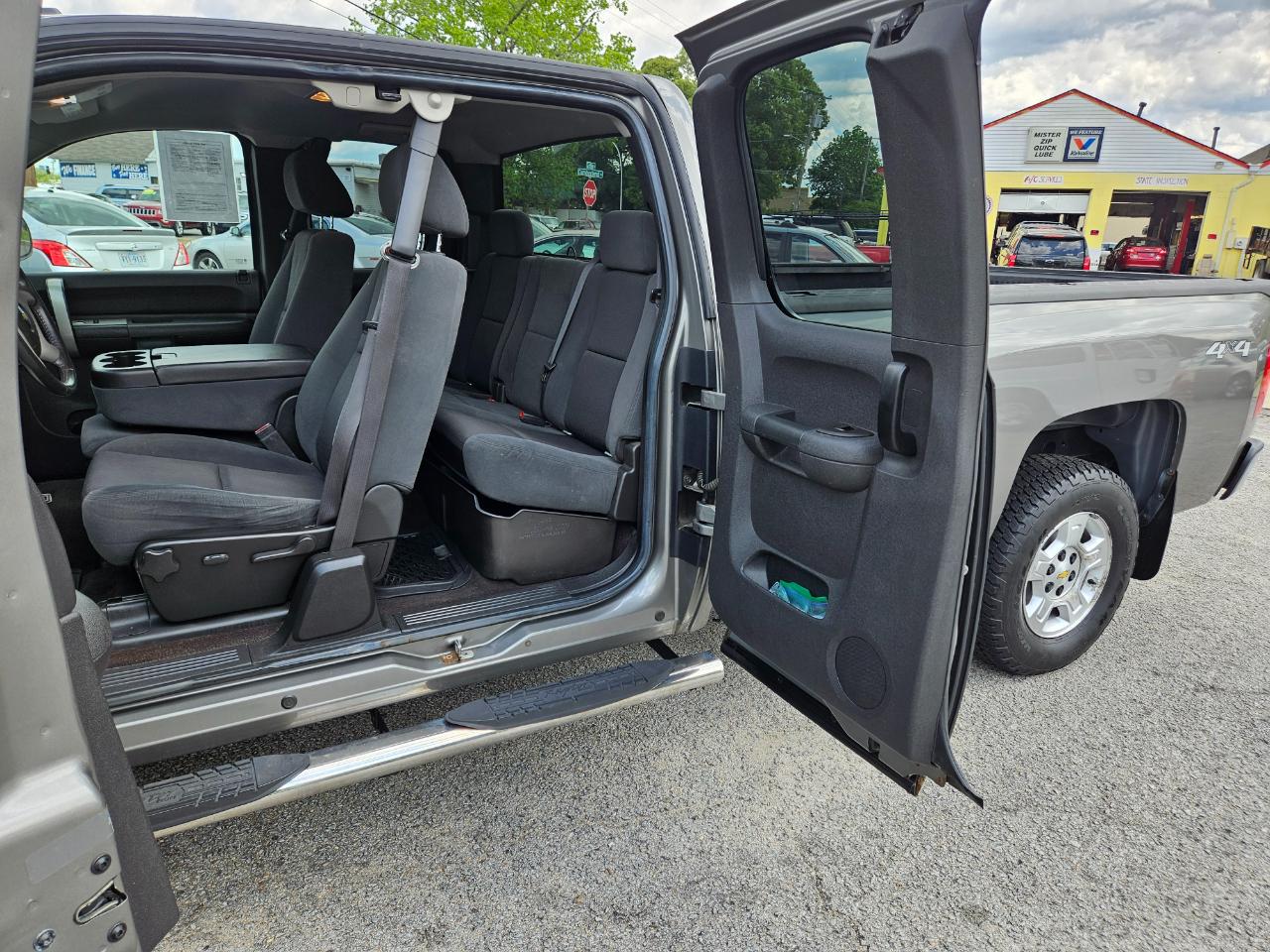 Chevrolet Silverado 1500 4WD Ext Cab 157.5" LT 2009