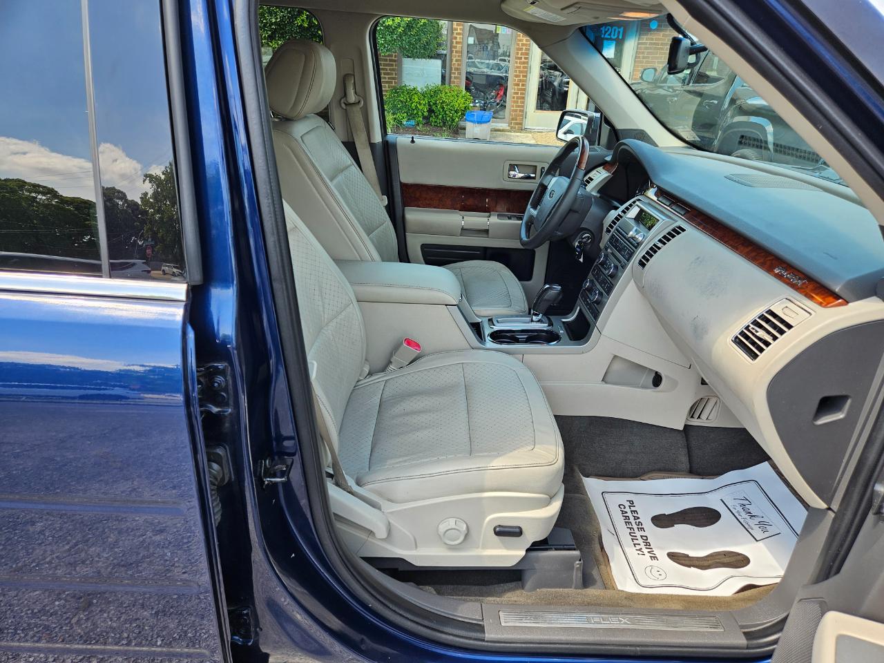 Ford Flex 4dr Titanium AWD 2012
