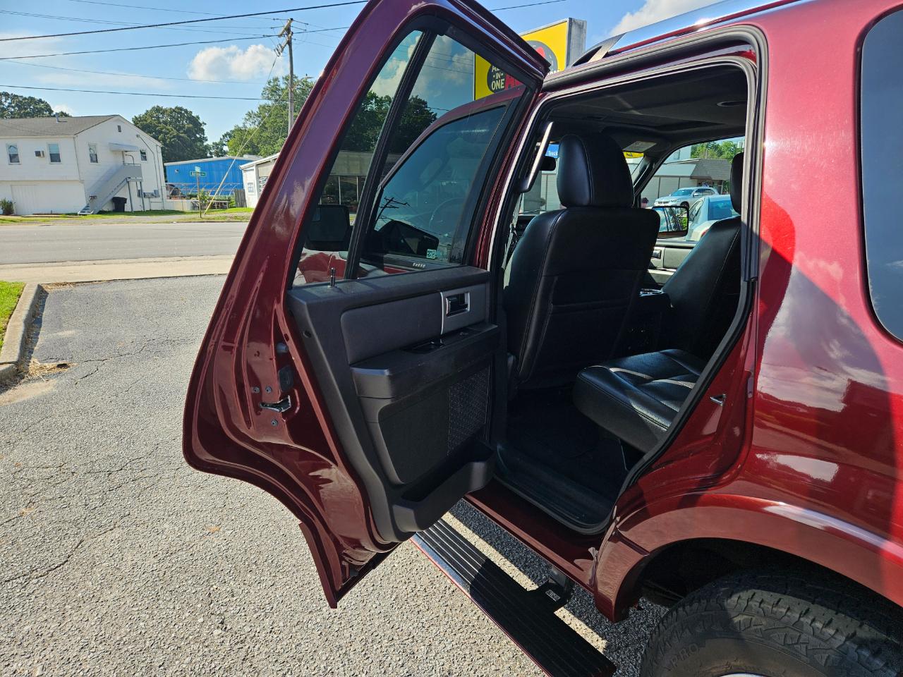 Ford Expedition 4WD 4dr Limited 2012