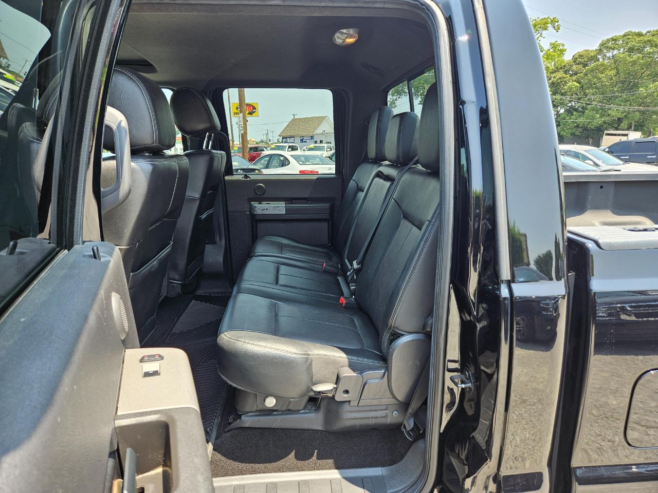 Ford Super Duty F-250 SRW 4WD Crew Cab 172" Platinum 2016