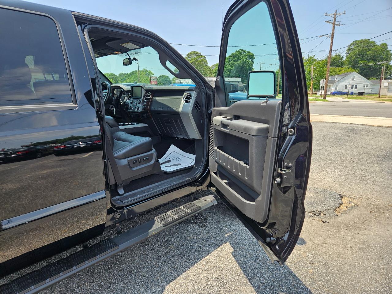 Ford Super Duty F-250 SRW 4WD Crew Cab 172" Platinum 2016