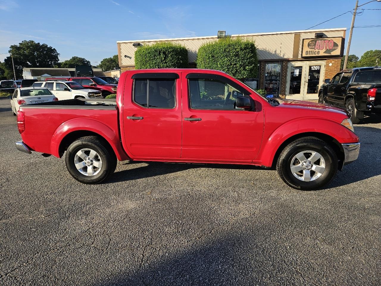 Nissan Frontier 2WD Crew Cab SWB Auto SE 2010