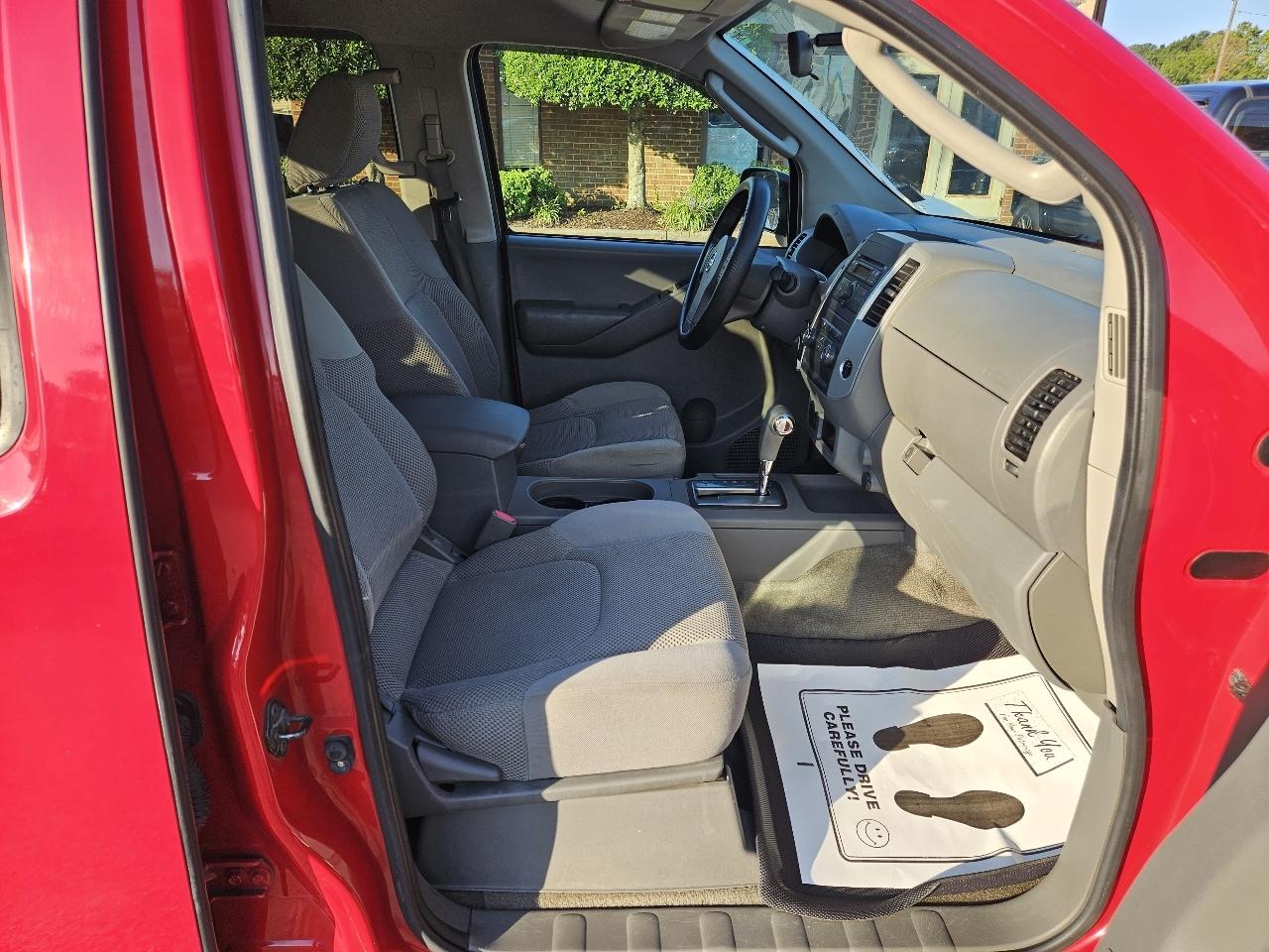 Nissan Frontier 2WD Crew Cab SWB Auto SE 2010