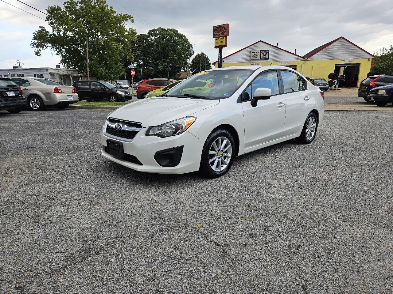 Subaru Impreza Sedan 4dr Auto 2.0i Premium 2014