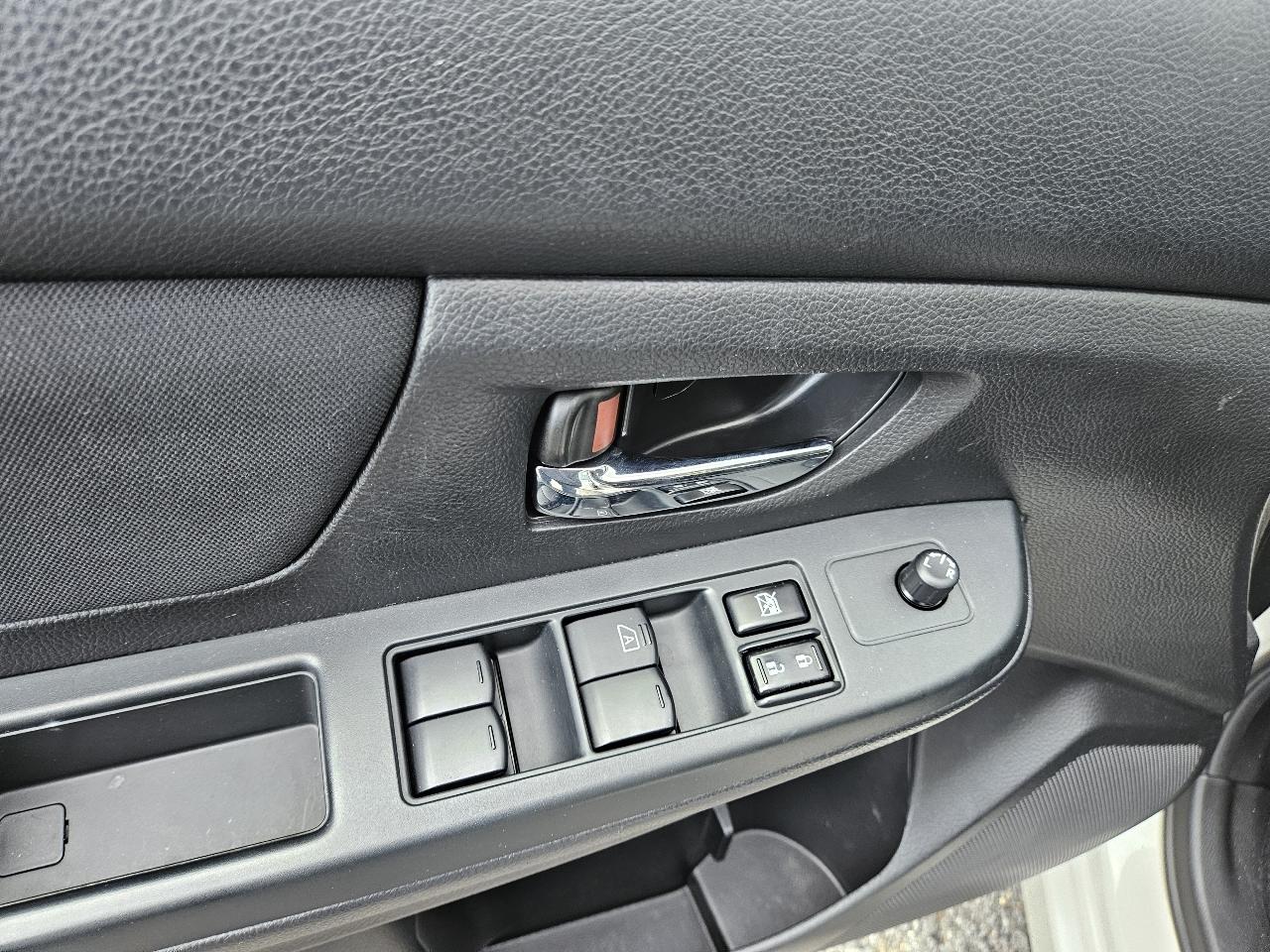 Subaru Impreza Sedan 4dr Auto 2.0i Premium 2014
