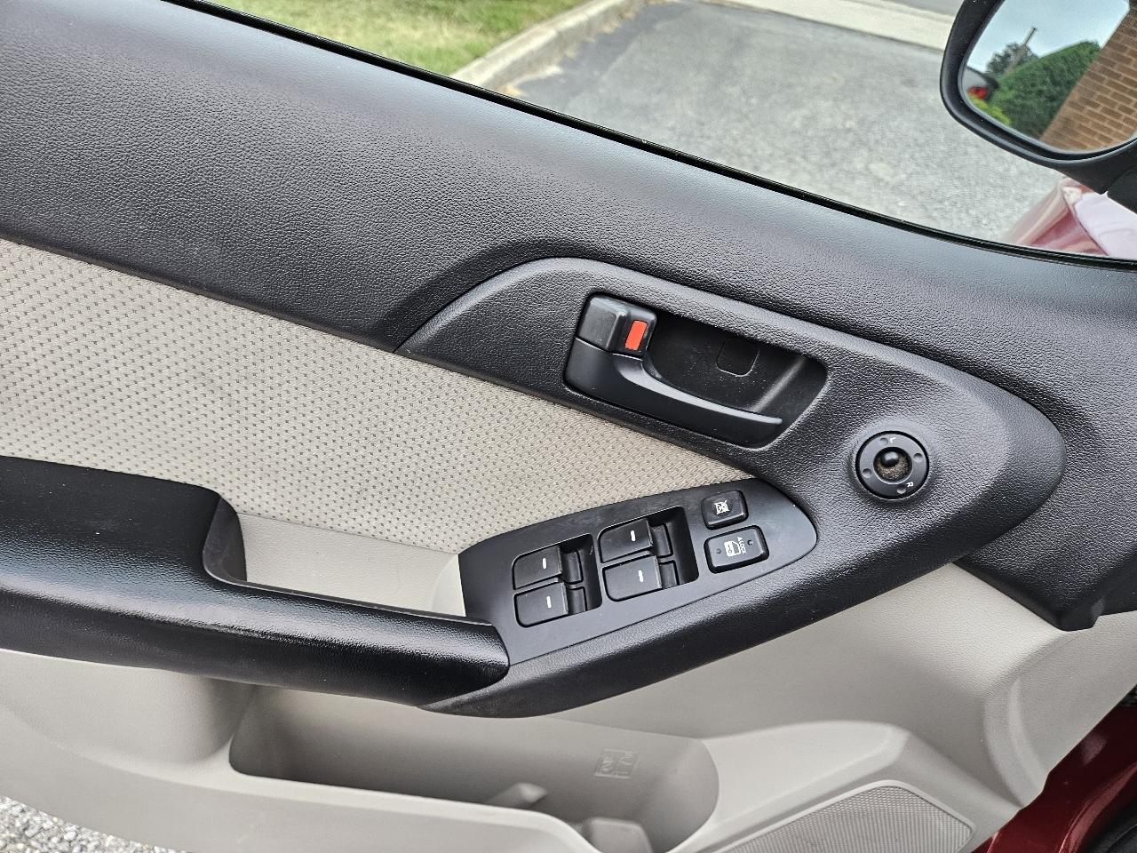 Kia Forte 4dr Sdn Auto EX 2010