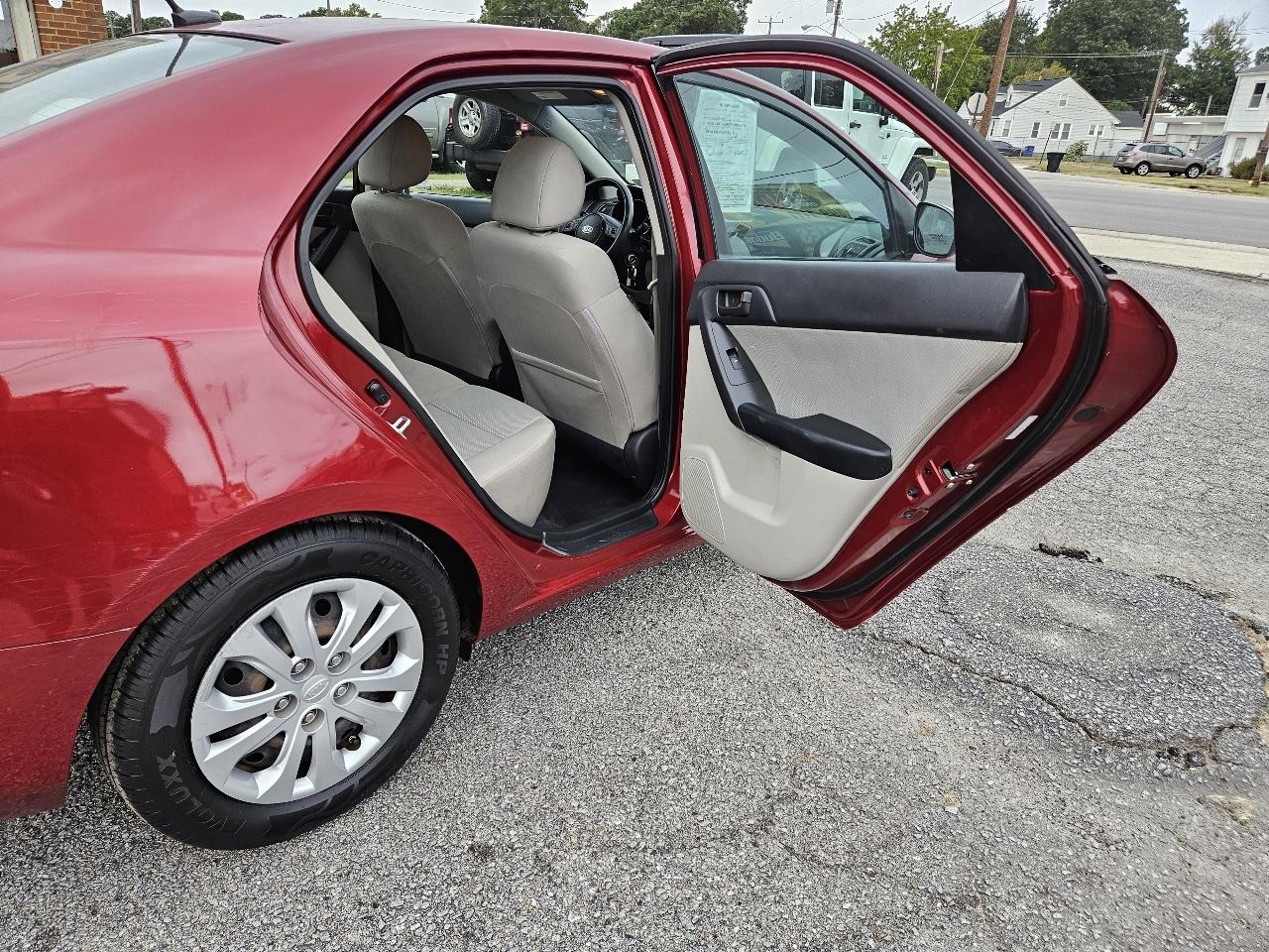 Kia Forte 4dr Sdn Auto EX 2010