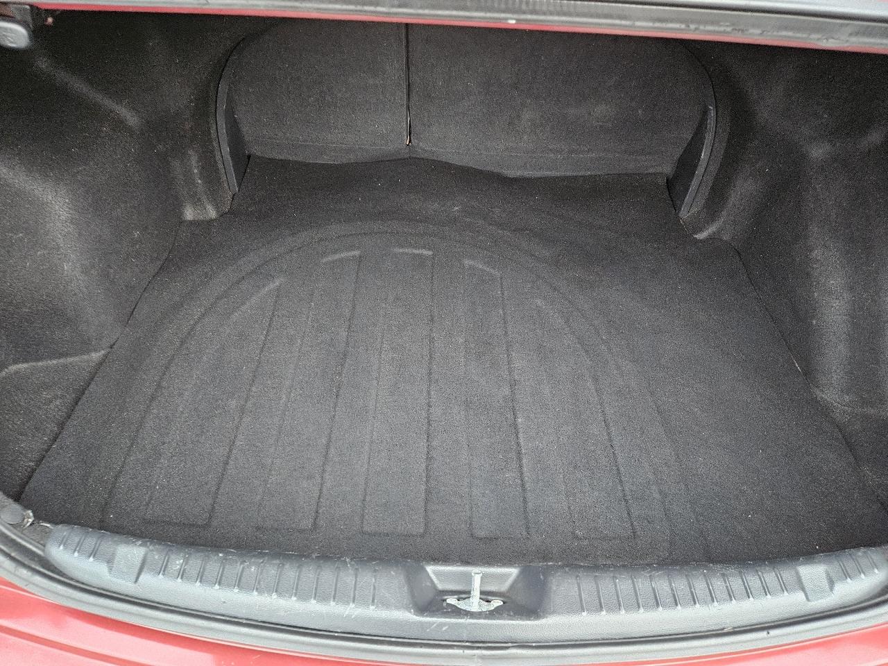 Kia Forte 4dr Sdn Auto EX 2010